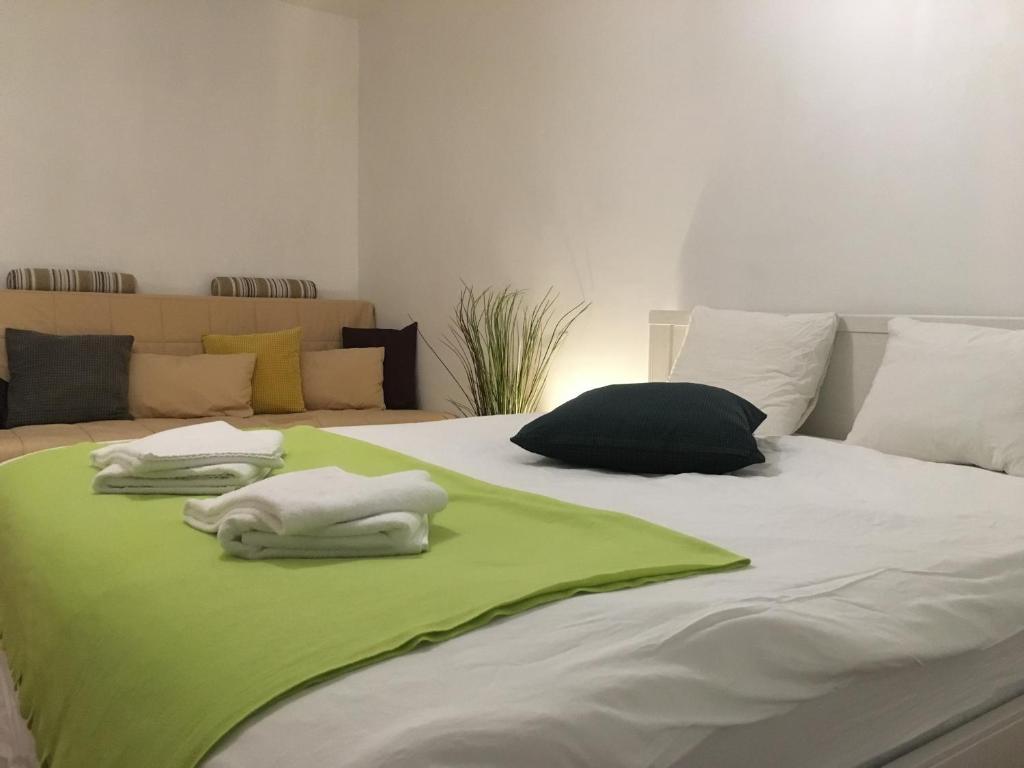 New Green Apartment Studio 1 부쿠레슈티 외부 사진